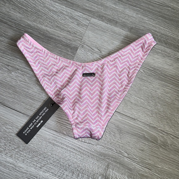 Normal coverage Bathing suit bottom - Picture 3 of 4